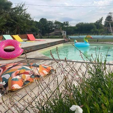 Gite La Vie En Couleur 14 Personnes Saint-Paul-en-Gâtine Extérieur photo